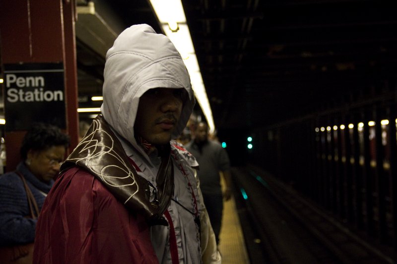 Ezio Auditore da Firenze Waiting for the Subway (New York Comic Con 2011)