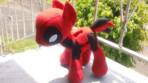 deadpoolpony