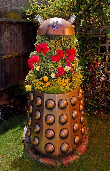 dalek-planter