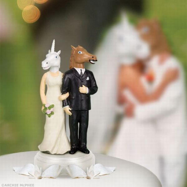 horse-wedding-topper