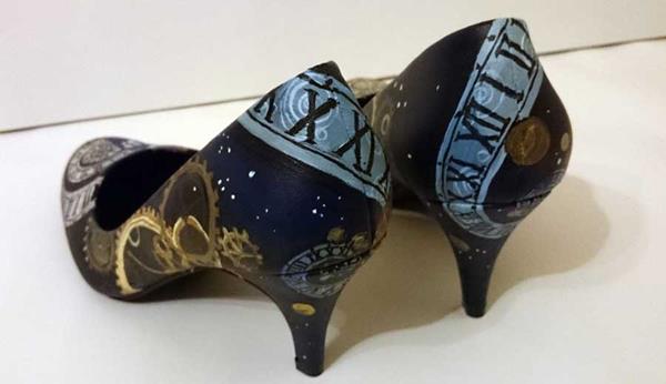 tardis-shoes-2