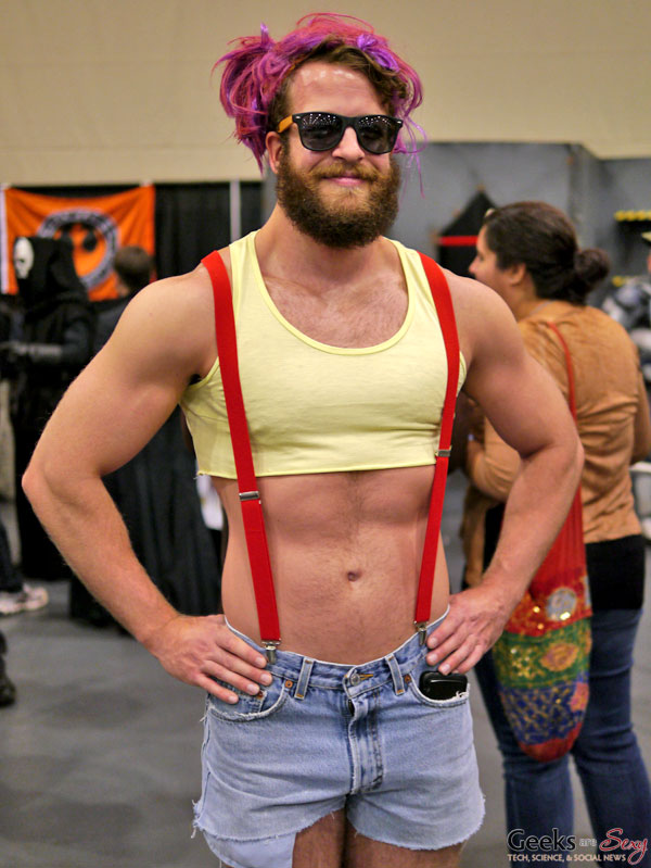 20 Hot Nerd Dudes in Unbelievably Sexy Genderbending Cosplays