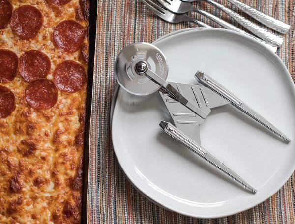 Discovery Pizza Cutter